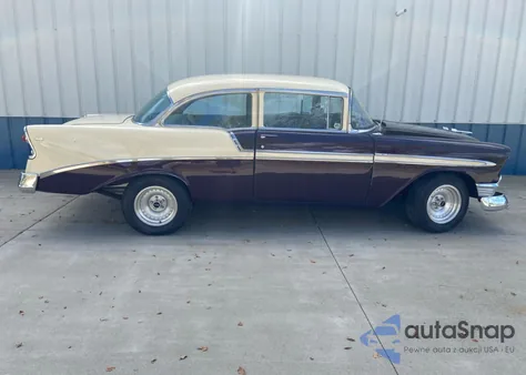 1956 Chevrolet Bel Air z USA, uszkodzony, nr VIN VC56L013996